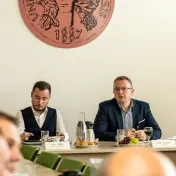 Rektori diskutovali o vecnom zámere pripravovaného vysokoškolského zákona.  Štátny tajomník: Má byť evolučný, nie revolučný