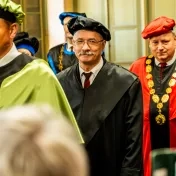 Čestný doktorát Prešovskej univerzity si prevzal významný historik profesor Dienes Dénes (FOTOGALÉRIA)