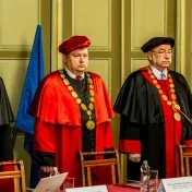 Čestný doktorát Prešovskej univerzity si prevzal významný historik profesor Dienes Dénes (FOTOGALÉRIA)