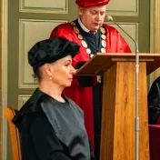 Profesorka Bronislava Kasáčová sa stala nositeľkou čestného doktorátu Prešovskej univerzity (FOTOGALÉRIA)
