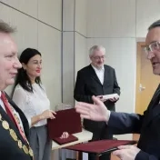 Pri príležitosti životného jubilea sa rektor stretol so zamestnancami univerzity