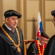 Jozef Matulník získal čestný doktorát Prešovskej univerzity (FOTOGALÉRIA)