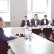 Štátny tajomník Zsembera diskutoval s vedením univerzity