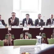 Štátny tajomník Zsembera diskutoval s vedením univerzity