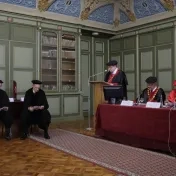 Medzi čestných doktorov PU sa zaradili uznávaný ekonóm Horváth a taliansky fyzik Giovannini