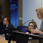 Štátny tajomník Chovanec diskutoval so študentmi o Európskej únii