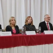 Univerzita ocenila prácu pedagógov  a priateľov univerzity