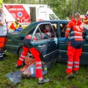 Budúci záchranári zasahovali pri simulovanej  dopravnej nehode
