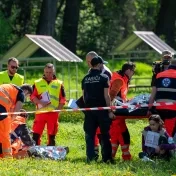 Budúci záchranári zasahovali pri simulovanej  dopravnej nehode