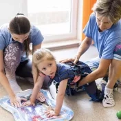 Študenti fyzioterapie získajú prax v poprednom rehabilitačnom centre vďaka novému partnerstvu