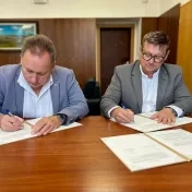 Prešovská univerzita uzavrela s mestom Prešov memorandum  o vzájomnej spolupráci