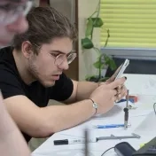 Na univerzite si zmerali sily  najlepší fyzikári stredných škôl