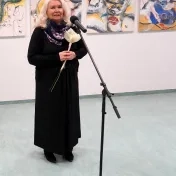 V Univerzitnej knižnici vystavuje svoje diela výtvarníčka Alenis
