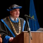 Vedec Pavol Čekan získal čestný doktorát  Prešovskej univerzity