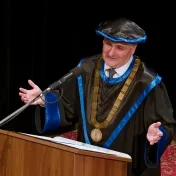 Vedec Pavol Čekan získal čestný doktorát  Prešovskej univerzity