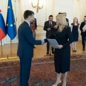 Okruh profesorov sa na univerzite rozrástol