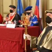 Prešovská univerzita ocenila tri významné osobnosti  Univerzity Karlovej v Prahe