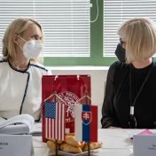 Excelencia Bridget A. Brink, veľvyslankyňa USA na Slovensku navštívila Prešovskú univerzitu