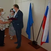 Poďakovanie za dlhoročnú prácu odchádzajúcim zamestnancom