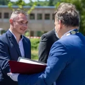 Univerzita ocenila prácu pedagógov i tých, ktorí sa  zapojili do pomocných aktivít počas pandémie