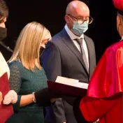 Univerzita otvorila 24. akademický rok s nádejou, že ho v riadnom termíne aj ukončí