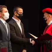 Univerzita otvorila 24. akademický rok s nádejou, že ho v riadnom termíne aj ukončí