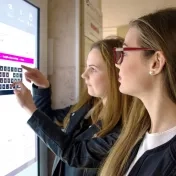Univerzita zverejňuje online publikácie, ktoré vydala tlačou od roku 2015