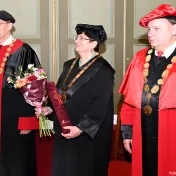 Univerzita udelila čestný titul významnej historičke Kláre Papp