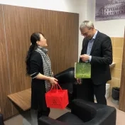 Prehĺbenie spolupráce s čínskou univerzitou