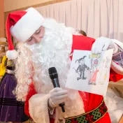Vyše tristo detí sa stretlo s Mikulášom