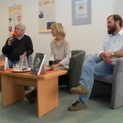 Reportér Andrej Bán diskutoval so študentmi