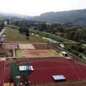 Viac športu na PU vďaka modernému športovému areálu