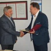 Poďakovanie za dlhoročnú prácu odchádzajúcim zamestnancom