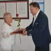 Poďakovanie za dlhoročnú prácu odchádzajúcim zamestnancom