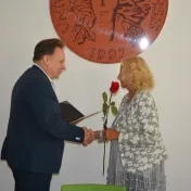 Poďakovanie za dlhoročnú prácu odchádzajúcim zamestnancom