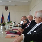 Poďakovanie za dlhoročnú prácu odchádzajúcim zamestnancom