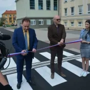 Univerzita opravila obslužnú komunikáciu a vytvorila nové parkovacie miesta