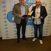 Prepájanie teórie s praxou