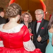 Univerzita plesala v historickej budove Skladu soli