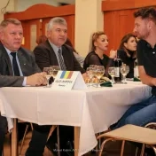 Udeľovanie ocenení hádzanárskym tímom