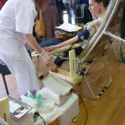 "UNIPÁCI" darovali lásku v krvi