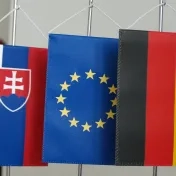 Veľvyslanec Spolkovej republiky Nemecko Dr. Axel Hartmann navštívil našu univerzitu