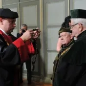 Udelenie titulu  "doctor honoris causa"