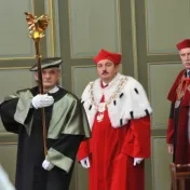 Udelenie titulu  "doctor honoris causa"