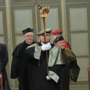 Udelenie titulu  "doctor honoris causa"