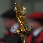 Udelenie titulu  "doctor honoris causa"