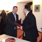 Spolupráca s Karlovou univerzitou v Prahe