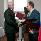 Poďakovanie zamestnancom univerzity, pri príležitosti významných životných jubileí