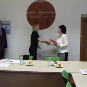 Odovzdávanie štatútov cvičnej školy