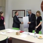 Odovzdávanie štatútov cvičnej školy